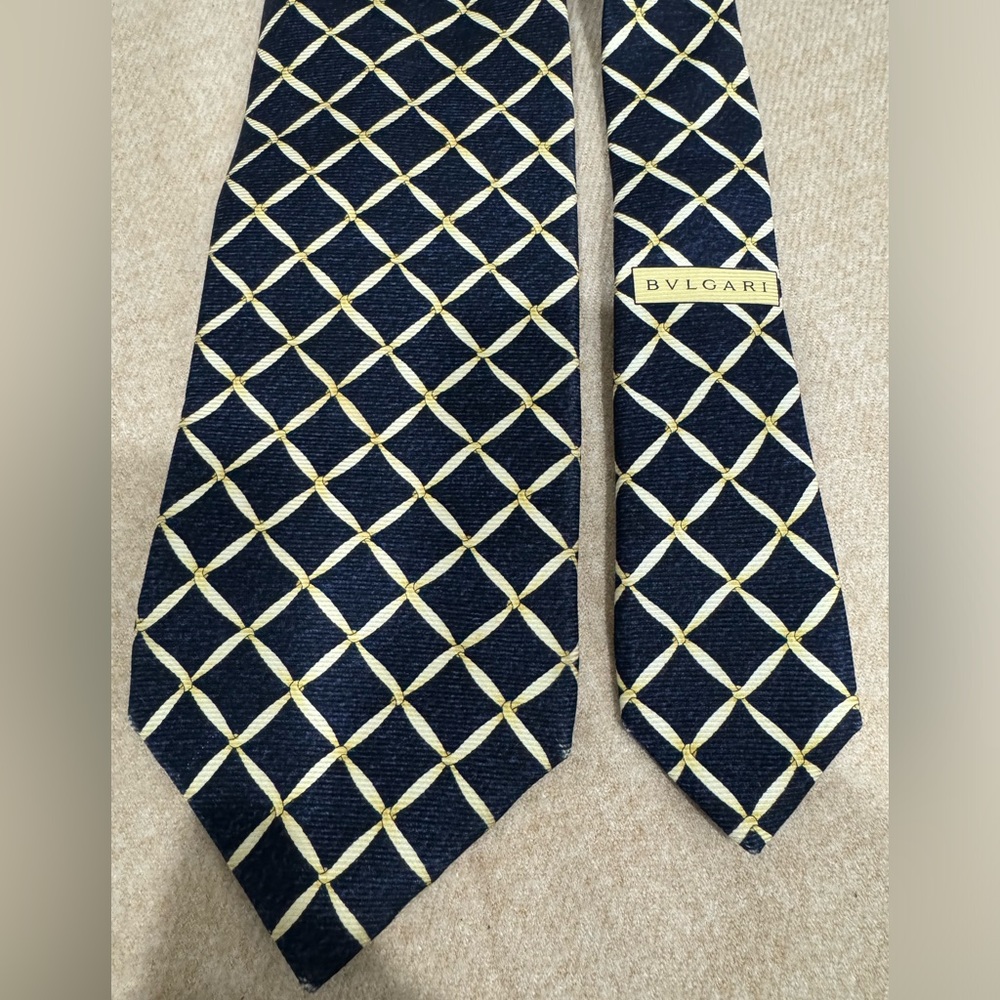 BVLGARI Navy Blue 7 Fold Silk Tie - 100% Silk - Made in Italy